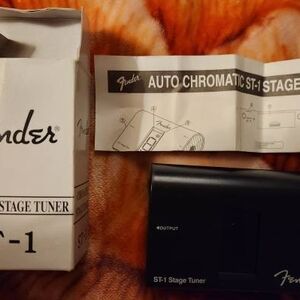 Fender Black ST-1 Stage Tuner